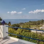 Casa Cantasol - *