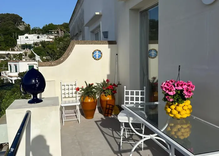 Casa Cantasol - * カプリ